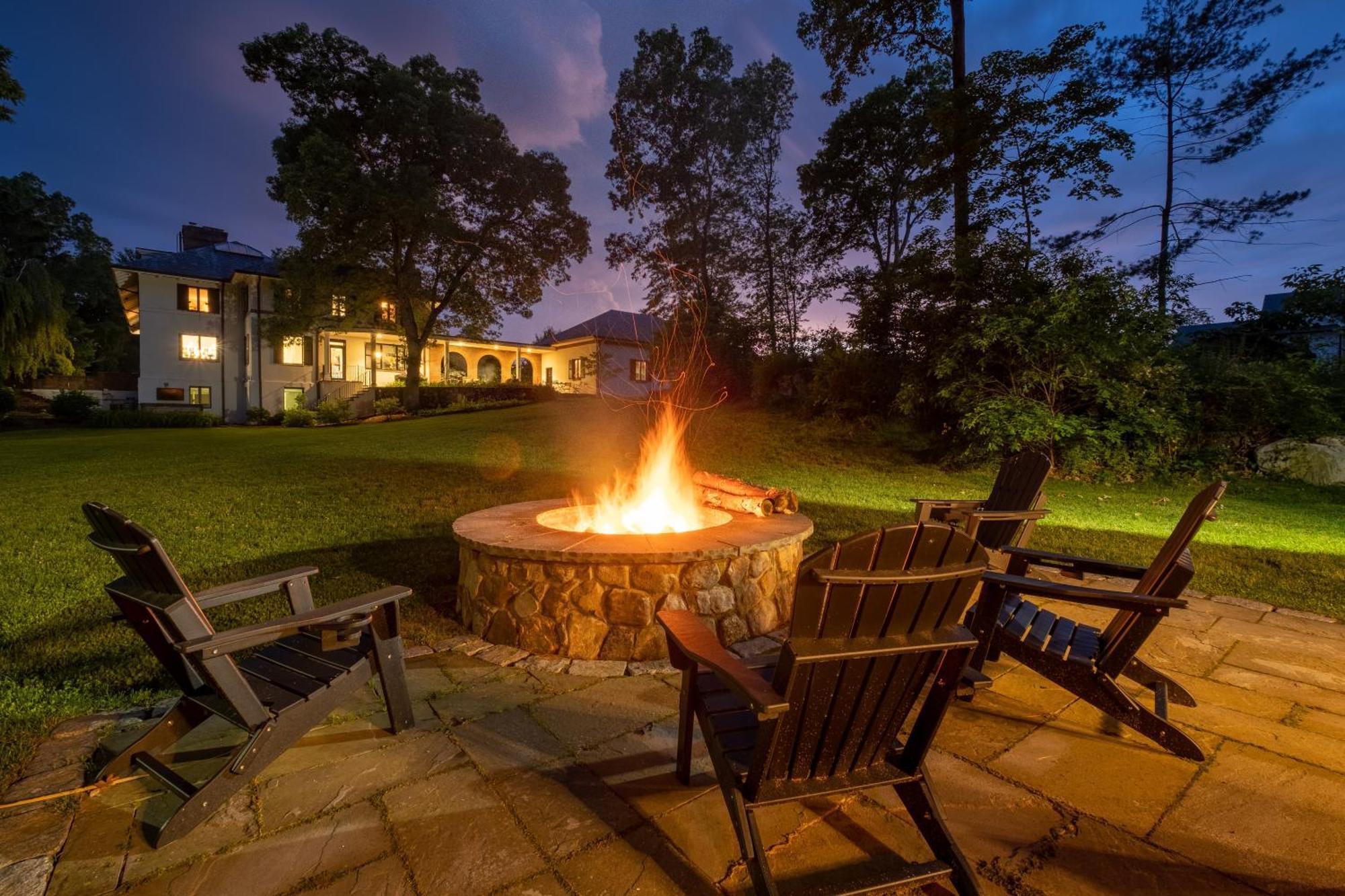 Boston Mansion Heated Pool Fire Pit Tennis Needham Exterior photo